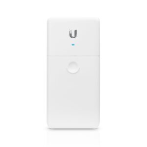 Ubiquiti UniFi NanoSwitch Outdoor 4-Port Passthrough Switch